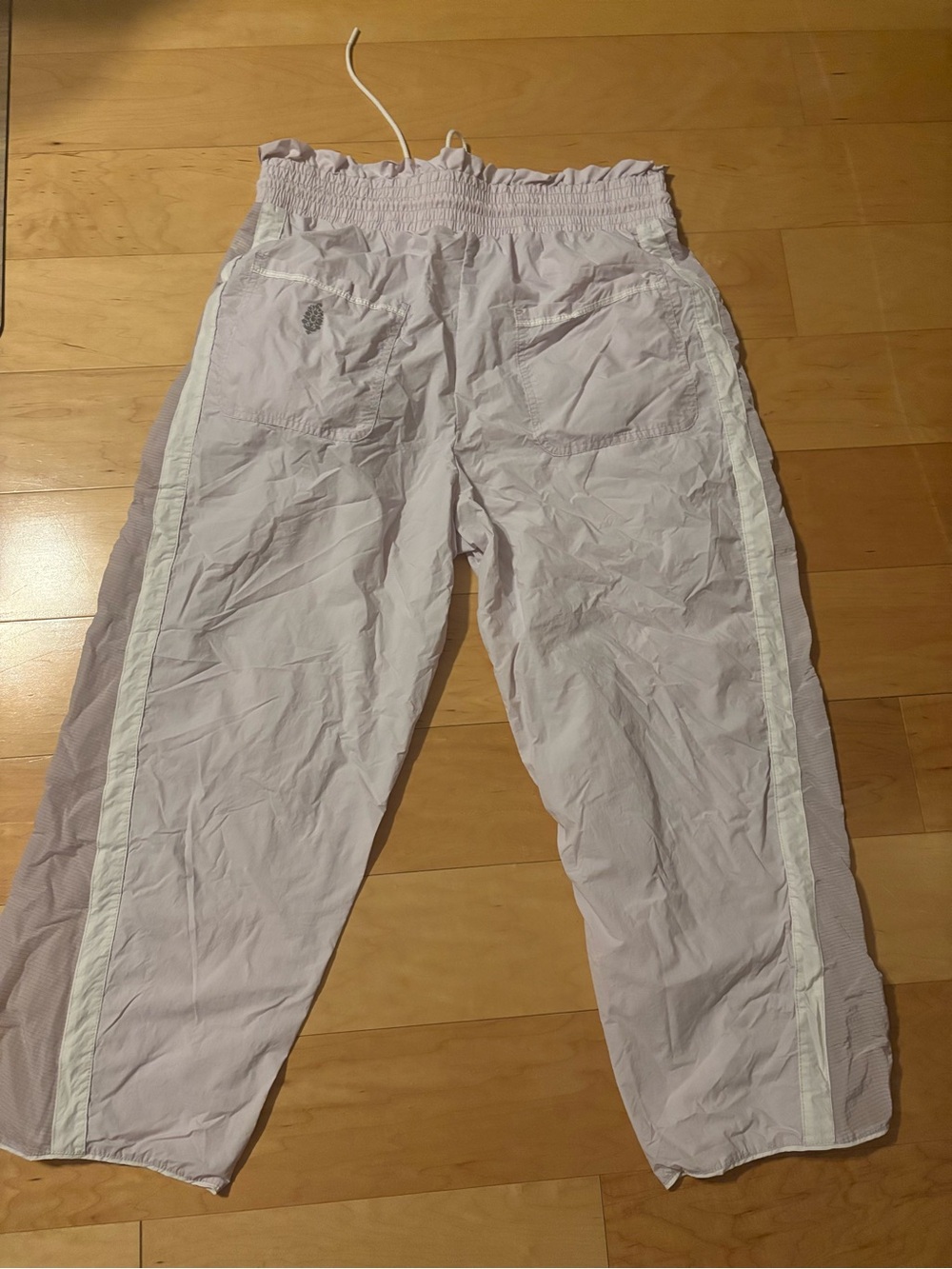 FP Free People FREE MOVEMENT Champ Is Here Printed Pants / purple lilac - Picture 5 of 7